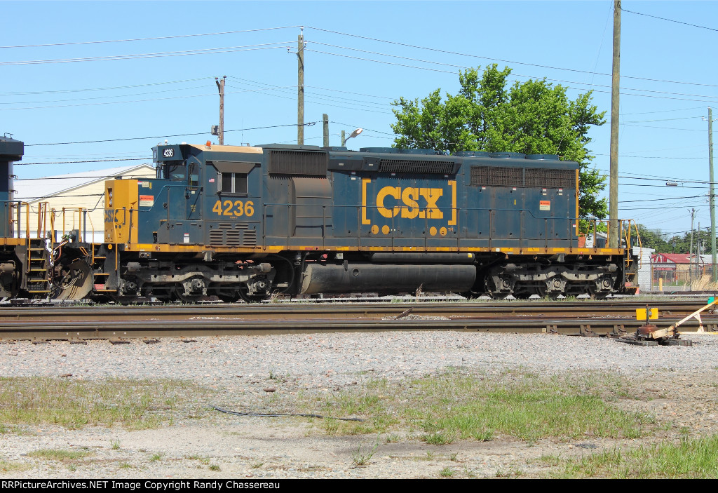 CSXT 4236